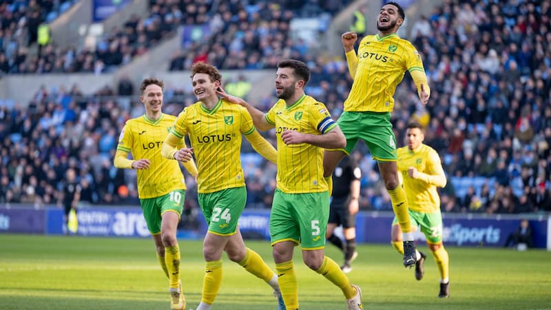 Lịch sử huy hiệu Norwich City